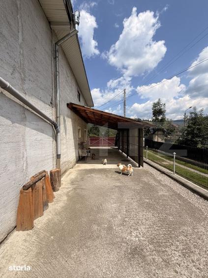 Casă cu 4 camere cu Teren 1024 Mp în Central