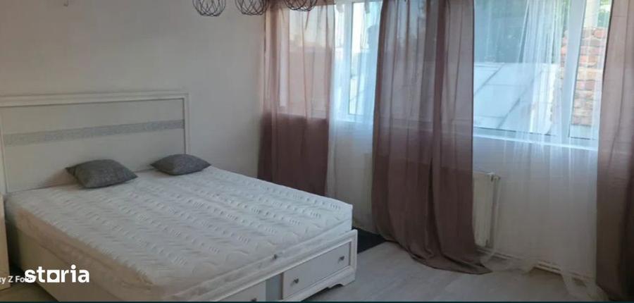 Apartament cu 3 camere decomandat în Bucureștii Noi