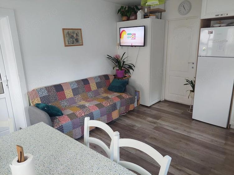Casă cu 3 camere cu Teren 606 Mp în Almașu Sec