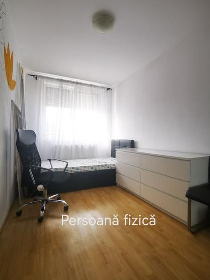 Apartament cu 3 camere semidecomandat în Dosu Bricii