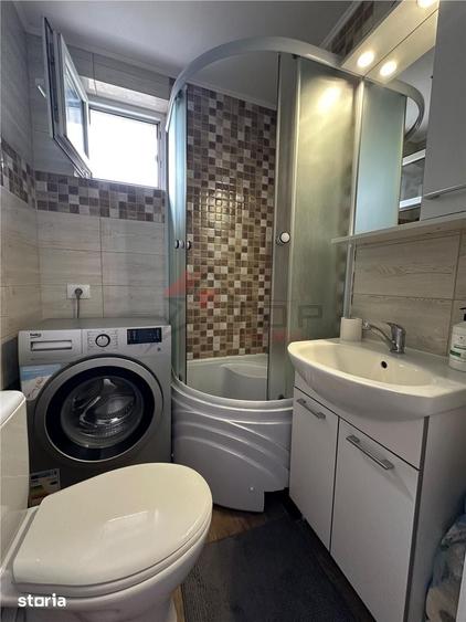 Apartament cu 2 camere decomandat în Podu Roș