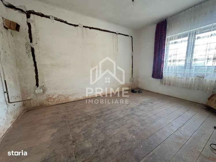 Casă cu 3 camere în Suseni