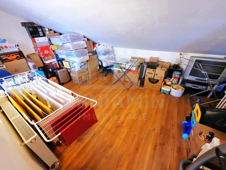 Casă cu 4 camere cu Teren 456 Mp în Central