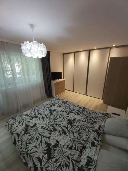 Apartament cu 2 camere semidecomandat în Dorobanți