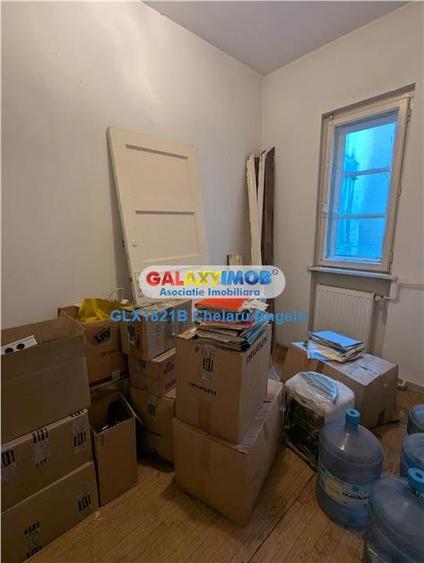 Apartament cu 7 camere decomandat în Unirii