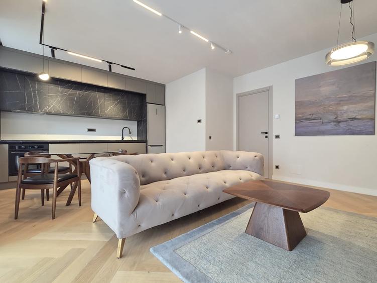 Apartament cu 2 camere semidecomandat în Pipera — fotografia 1