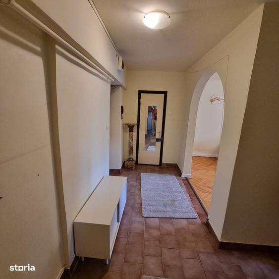 Unirii Bulevard colt cu Nerva Traian, ap. 2 camere pregatit pt mutare - 8