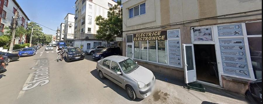 Spațiu comercial, de 1,500 mp, în Roșiori de Vede