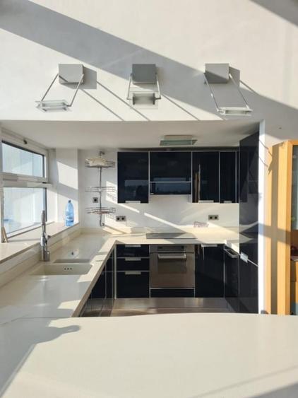 Penthouse cu 2 camere circular în Arcul de Triumf