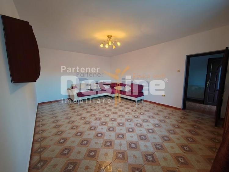 Casă individuală cu 4 camere cu Canalizare în Bucium