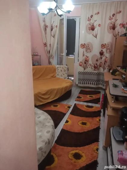 Apartament cu 2 camere decomandat în Diniaș
