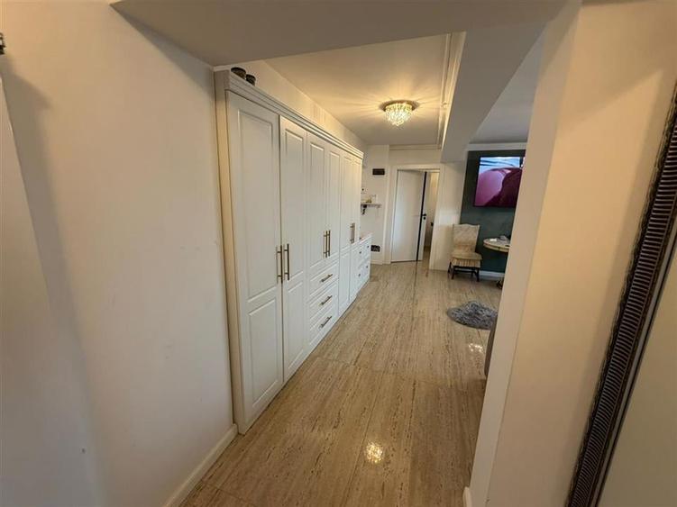 Apartament 3 camere, etaj 2 , ultracentral, renovat, incalzire in pardoseala - 9