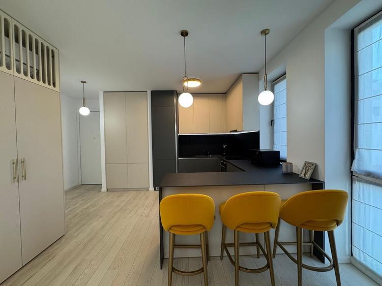 Apartament cu 2 camere decomandat, mobilat în Herăstrău