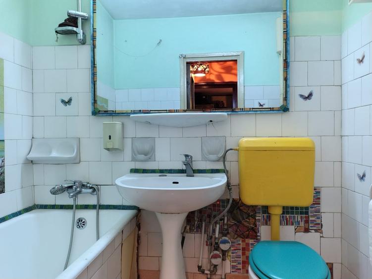 Apartament cu 3 camere decomandat, mobilat în Giurgiului