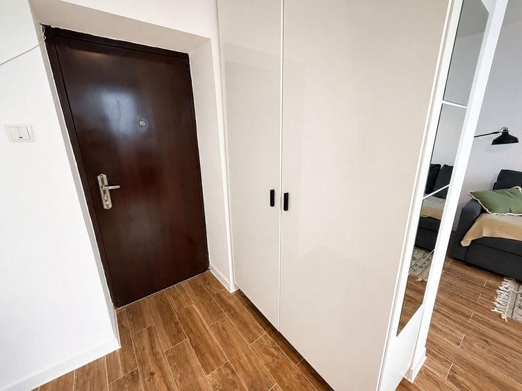 Garsoniera Studio Demisol Inalt Piata Victoriei Caderea Bastiliei - 6
