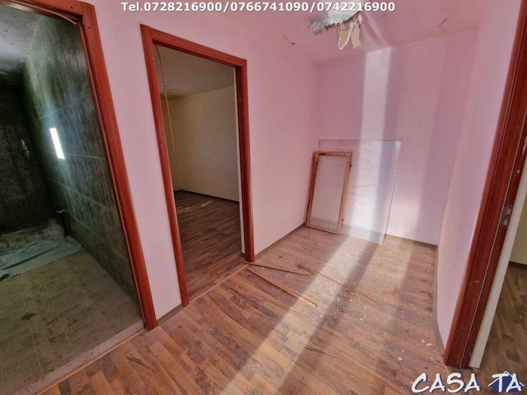 Duplex cu 6 camere cu Teren 250 Mp în Rânca