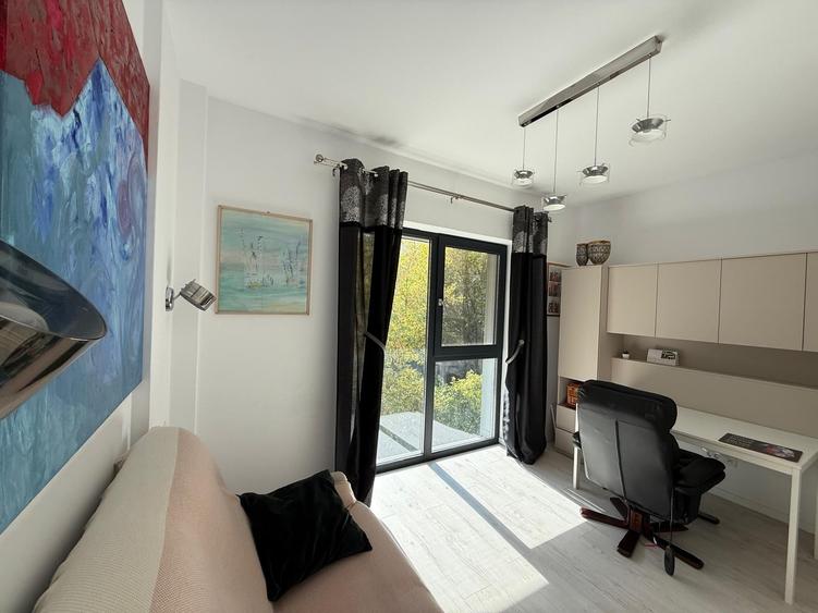 Apartament cu 3 camere în Cotroceni