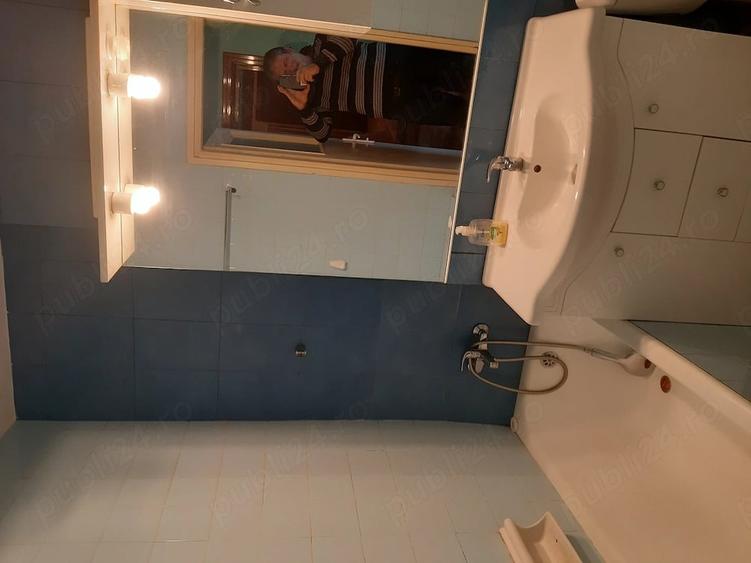 Apartament cu 3 camere semidecomandat în Olimpia-Stadion