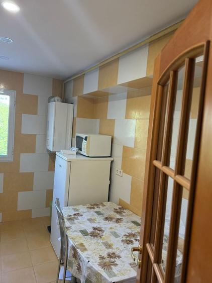 Apartament cu 2 camere decomandat în Exterior Vest