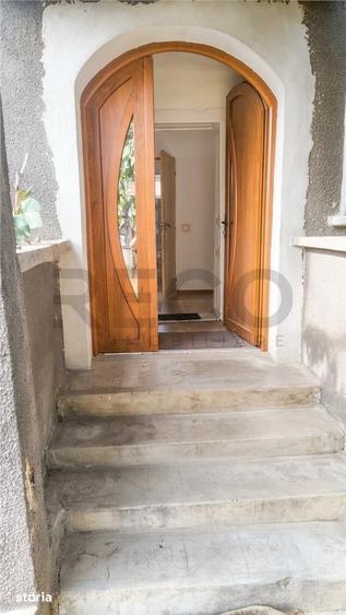 Casă cu 2 camere decomandat cu Teren 1742 Mp în Husasău de Tinca
