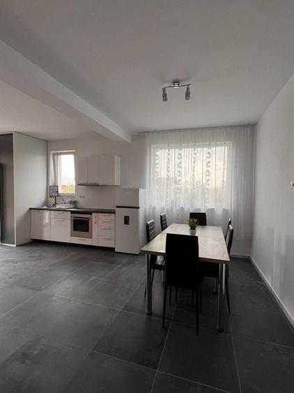 Casă cu 2 camere cu Teren 250 Mp în Central