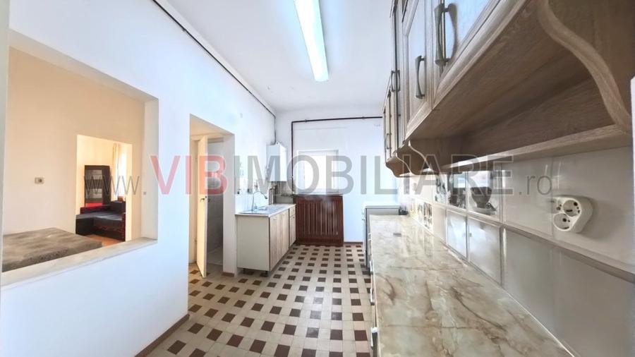 Apartament cu 2 camere decomandat în Romană