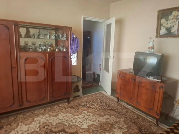 Apartament cu 2 camere semidecomandat în Micro 5