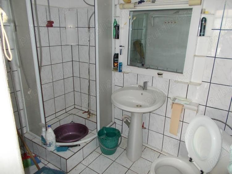 Casă cu 4 camere în Ghirodei