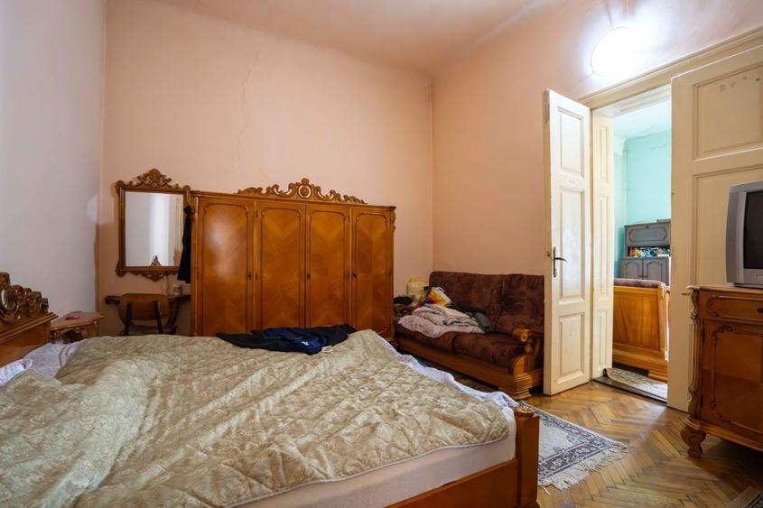 Casă individuală cu 4 camere cu Canalizare în Ultracentral