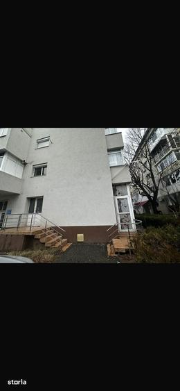 Apartament cu 4 camere în Central