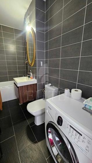 Apartament cu 2 camere semidecomandat, mobilat în Zorilor