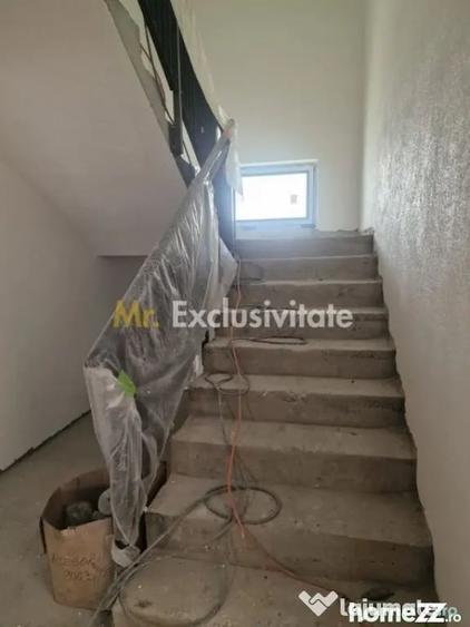 Apartament cu 3 camere decomandat în Smeura