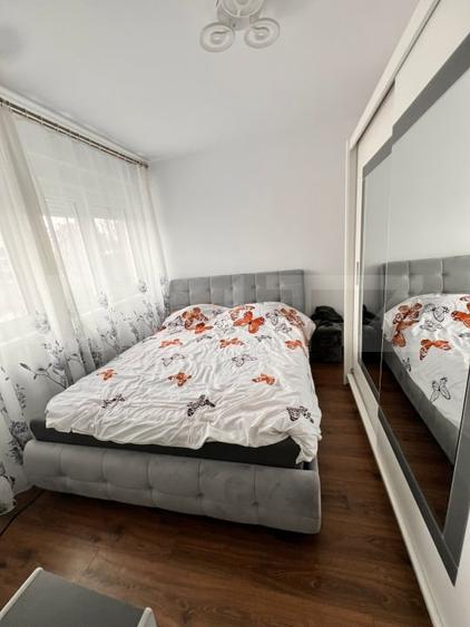 Apartament cu 3 camere decomandat, mobilat în Hunedoara