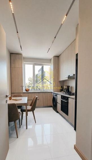 Apartament cu 3 camere decomandat în Theodor Pallady