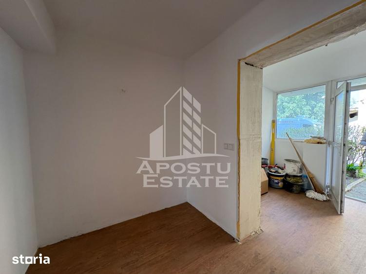 Apartament cu 2 camere semidecomandat în Brâncoveanu