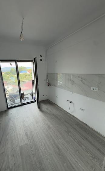 Apartament cu 2 camere decomandat în Ostroveni