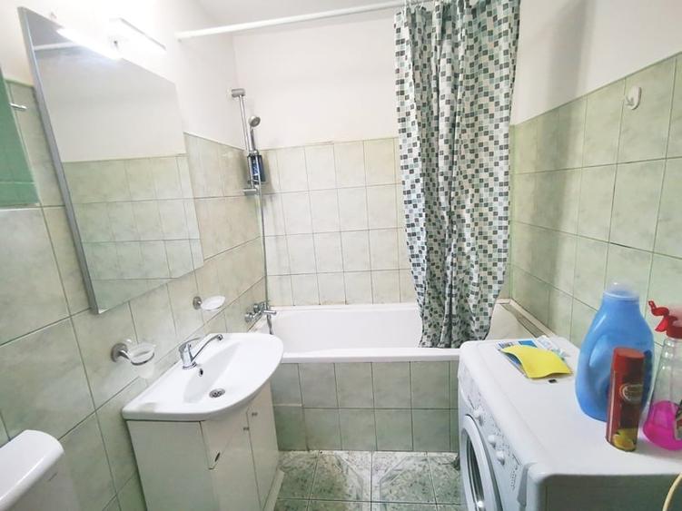 Apartament cu 2 camere decomandat în Lujerului