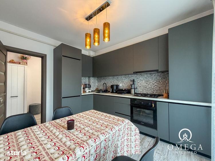 Apartament cu 3 camere în Păcurari