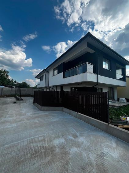 Casă cu 3 camere cu Canalizare în Chiajna