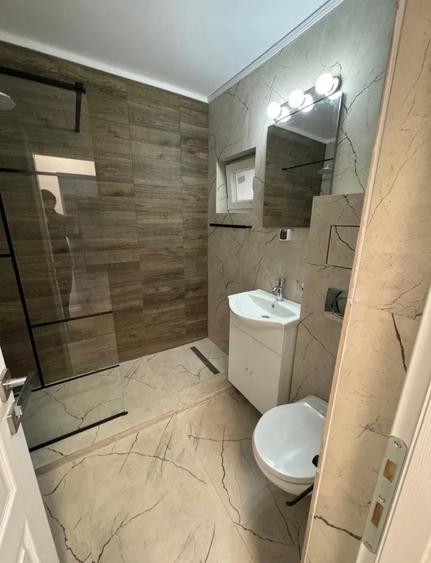 Apartament cu 2 camere semidecomandat, mobilat în Rahova