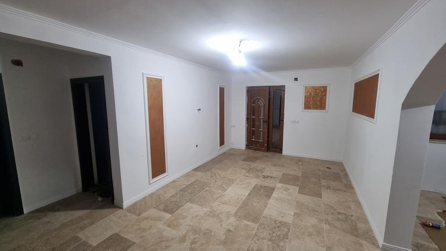 Casă cu 3 camere cu Teren 750 Mp în Vinga