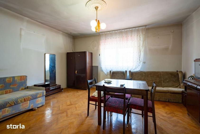 Casă cu 2 camere în Rogerius