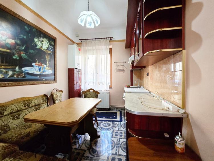 Apartament cu 3 camere în Ultracentral