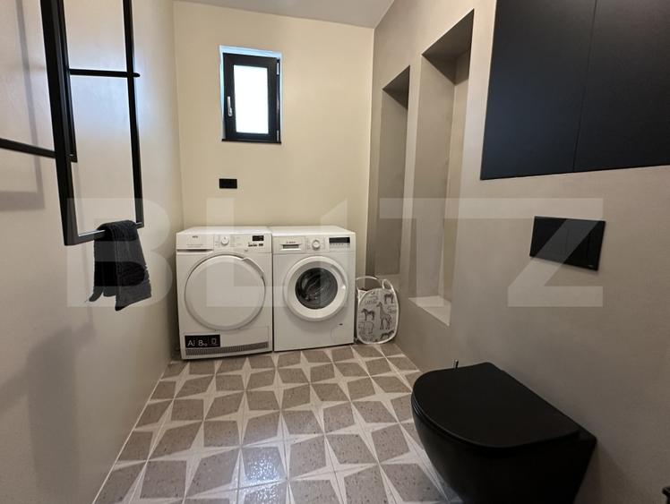 Casă individuală cu 4 camere cu Canalizare în Baciu
