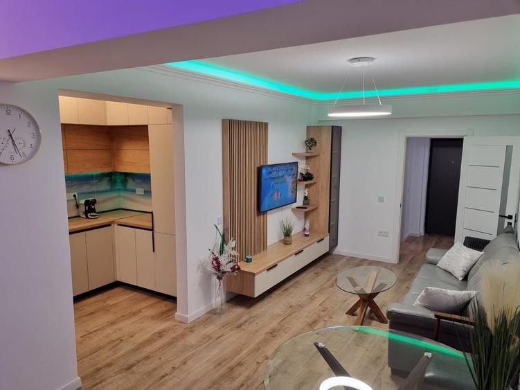 Apartament cu 2 camere decomandat în Exterior Vest