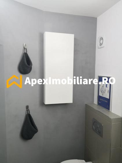 Apartament cu 3 camere decomandat în Gara de Nord