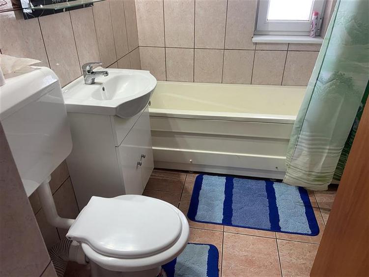 Garsonieră decomandată, mobilată în Gară