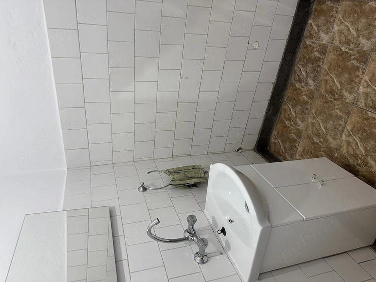 Spațiu comercial, de 90 mp, în Central