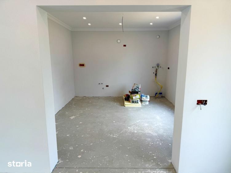 Casă cu 4 camere cu Teren 499 Mp în Mărăcineni