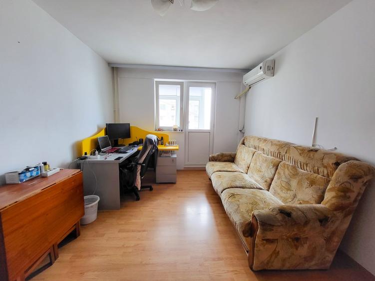 APARTAMENT DE VÂNZARE CU DOUĂ CAMERE IN ZONA DRUMUL TABERI SEC.6 - 2